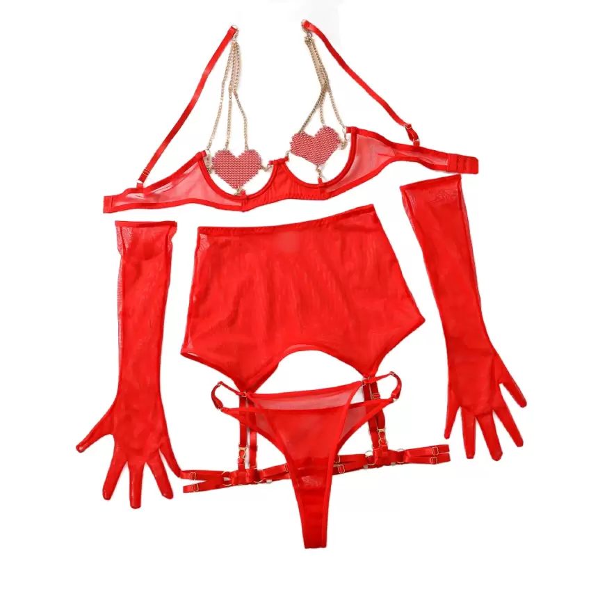Sexy perspective with heart-shaped chain - Image 7